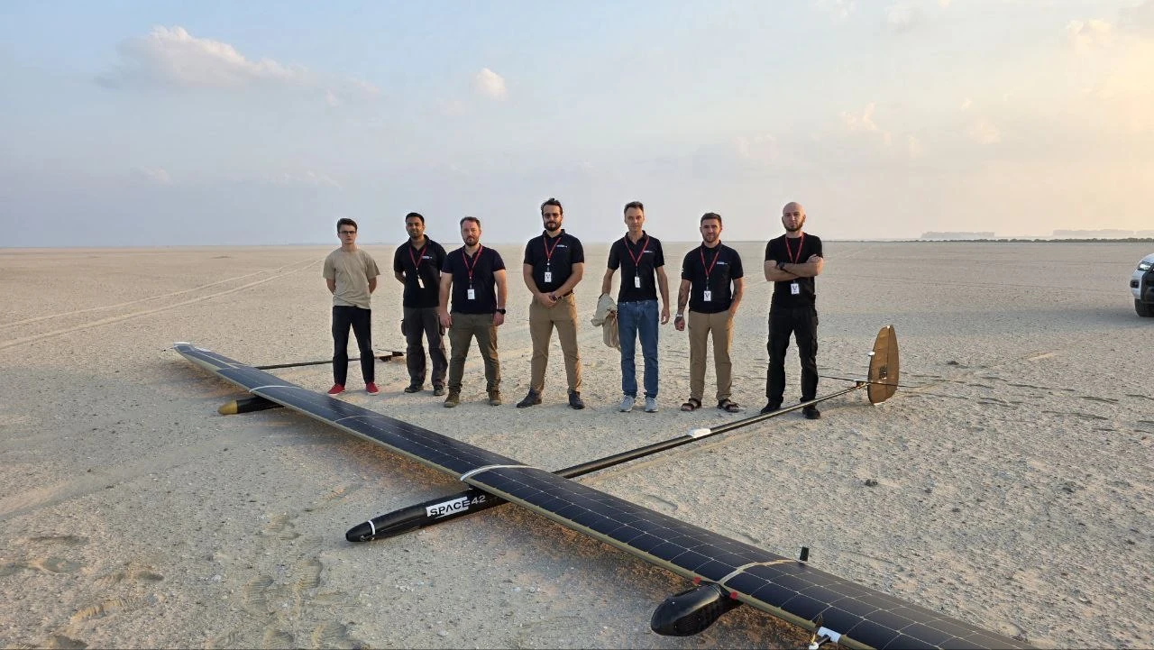Mira Aerospace ApusNeo 18